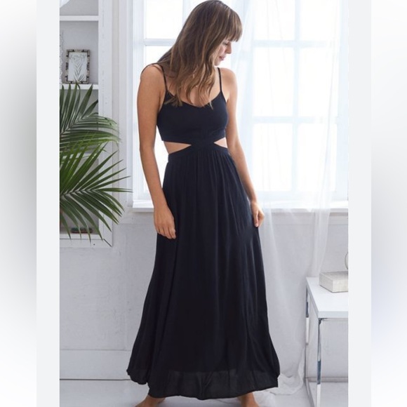 BNWT Aerie Cut Out Maxi Dress in Indigo - Picture 2 of 5